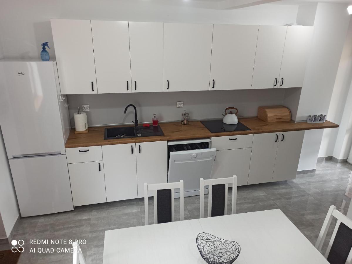 Apartameny Wiktoria I Nikola W Karwiku Apartment Pisz Ngoại thất bức ảnh