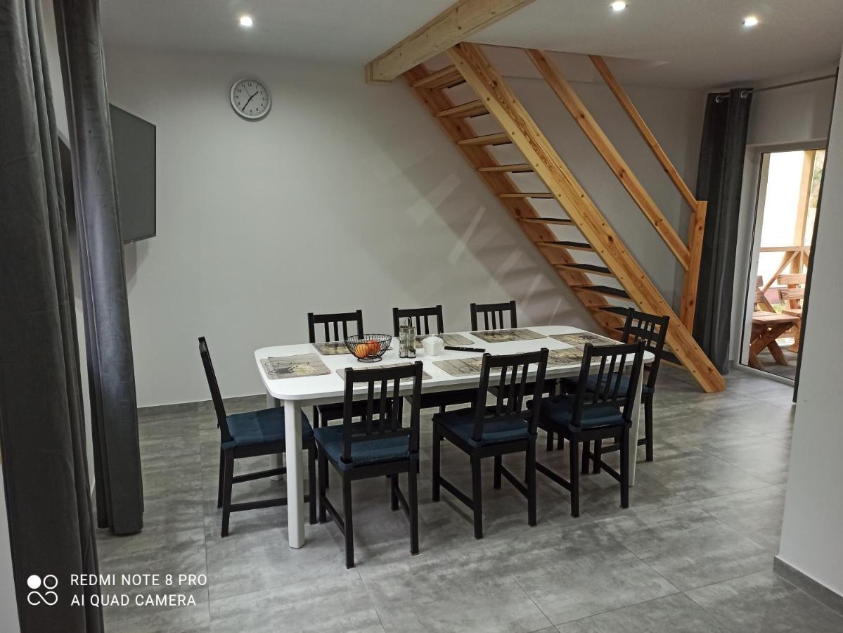 Apartameny Wiktoria I Nikola W Karwiku Apartment Pisz Ngoại thất bức ảnh